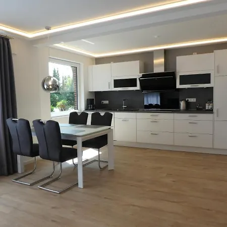 Luxus Albatros Direkt Am Golfplatz Mit Garage Und Terrasse Wiesmoor