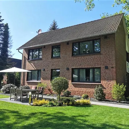 Luxus Albatros Direkt Am Golfplatz Mit Garage Und Terrasse Wiesmoor